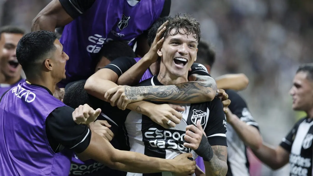 FUTEBOL – Ceará vence a Ponte Preta no Castelão e ganha fôlego pela permanência na Série B