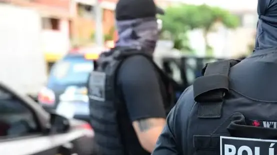 REGIONAL – Mulher é presa por vender ‘canetas emagrecedoras’ ilegais durante operação em Canindé